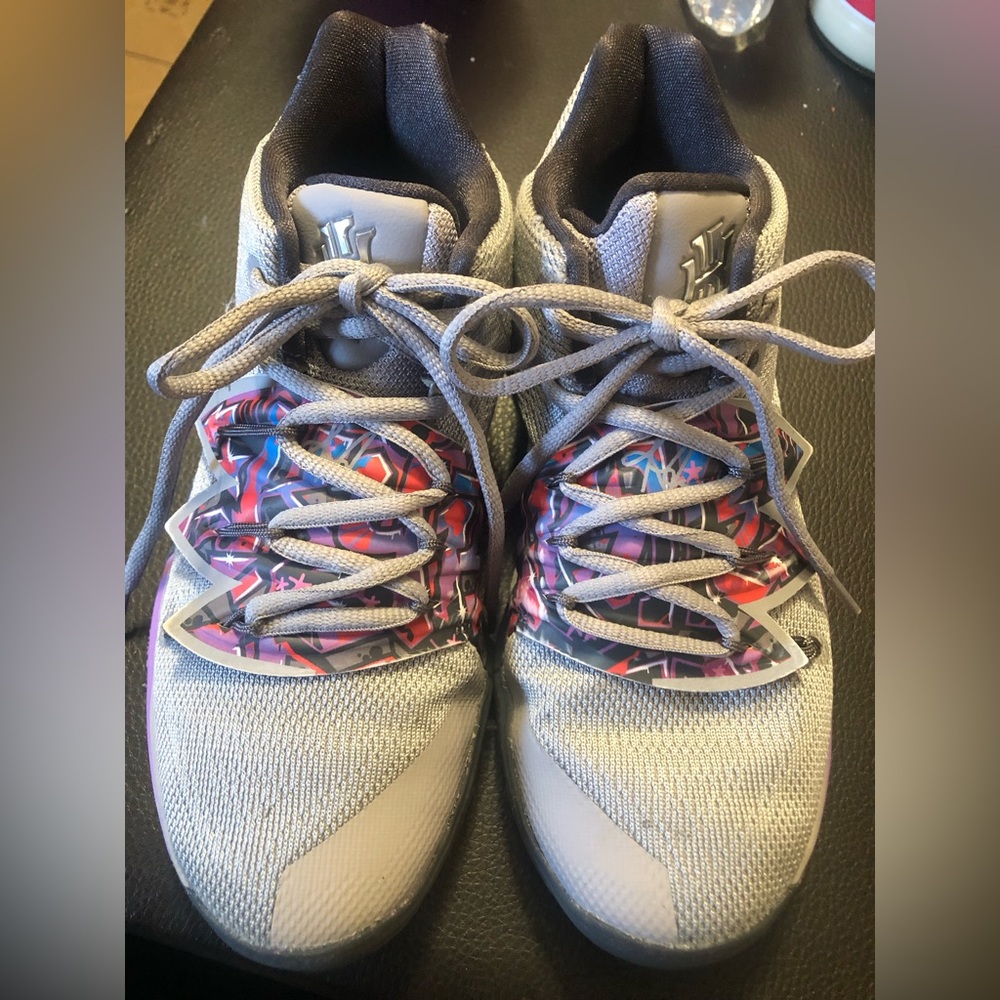 Kyrie Irving Flytrap Nike Sneakers